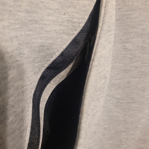 Parasuco Women's Sweater in Light Gray - Picture 10 of 13